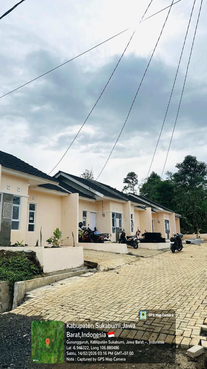 foto posisi tengah perumahan GRAHA MANDIRI CIKUJANG