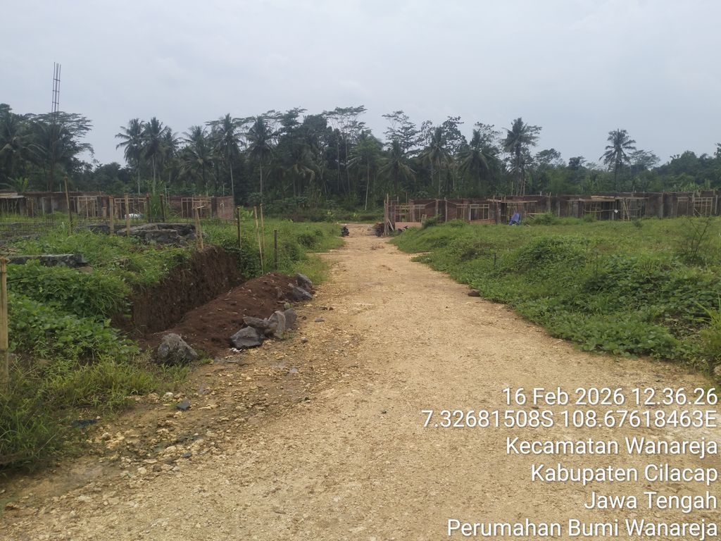 foto posisi tengah perumahan Perumahan Bumi Wanareja