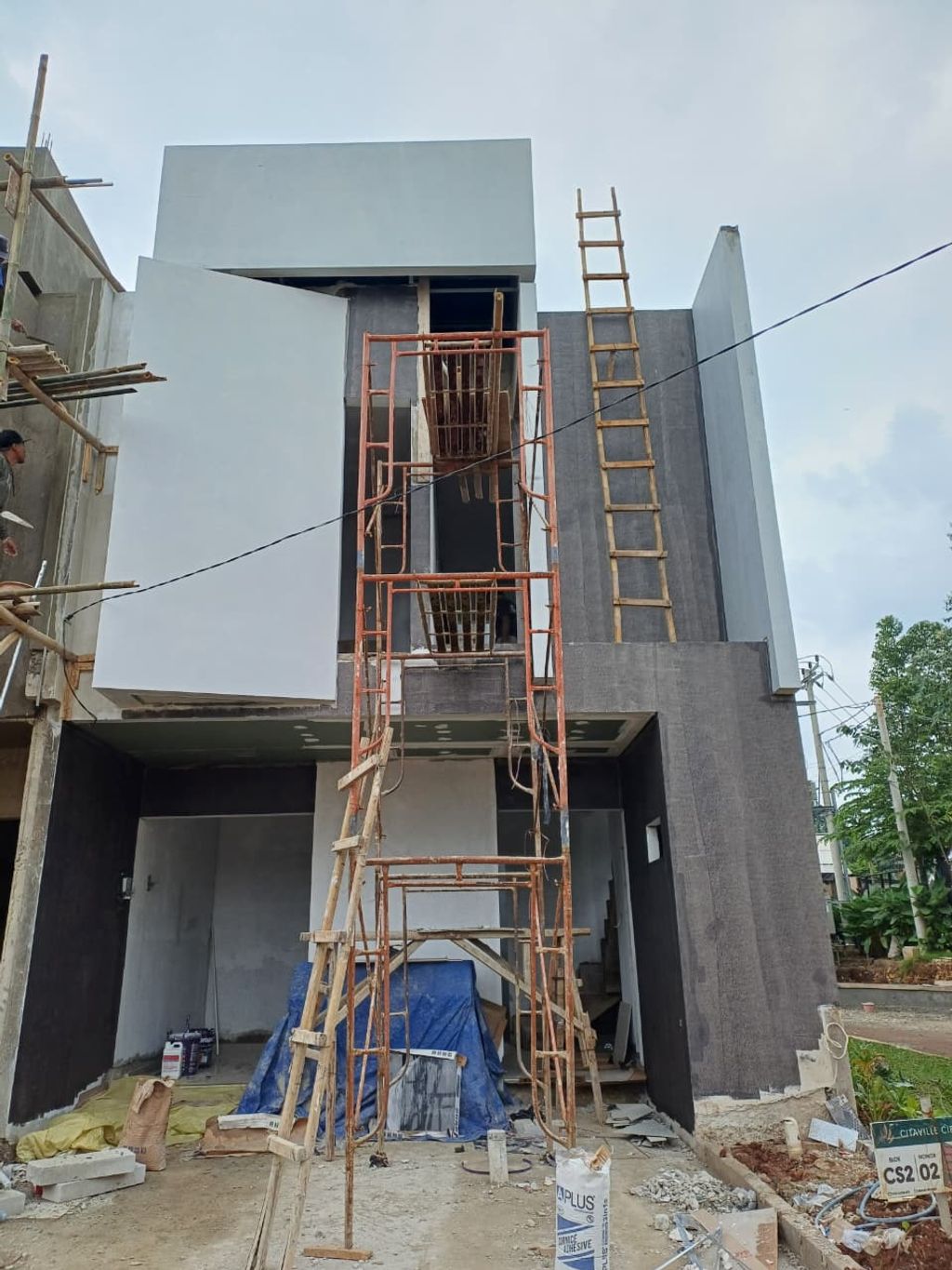 foto tampak rumah tipe Barcelona perumahan Citaville Pilar Cikarang