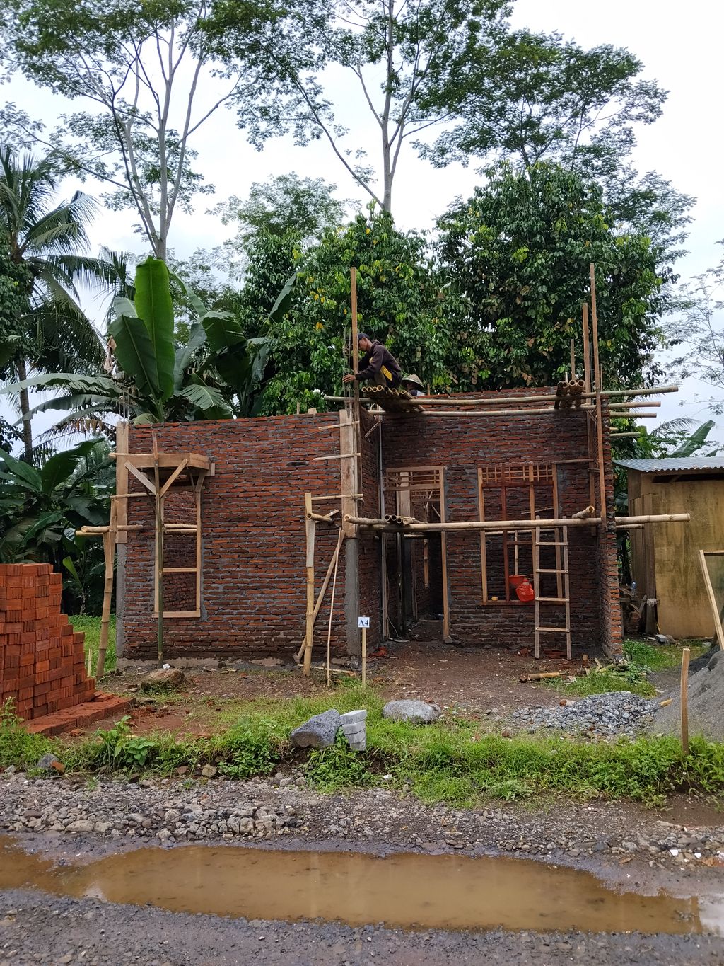 foto contoh rumah perumahan GRAND MIRANDA SUMBANG