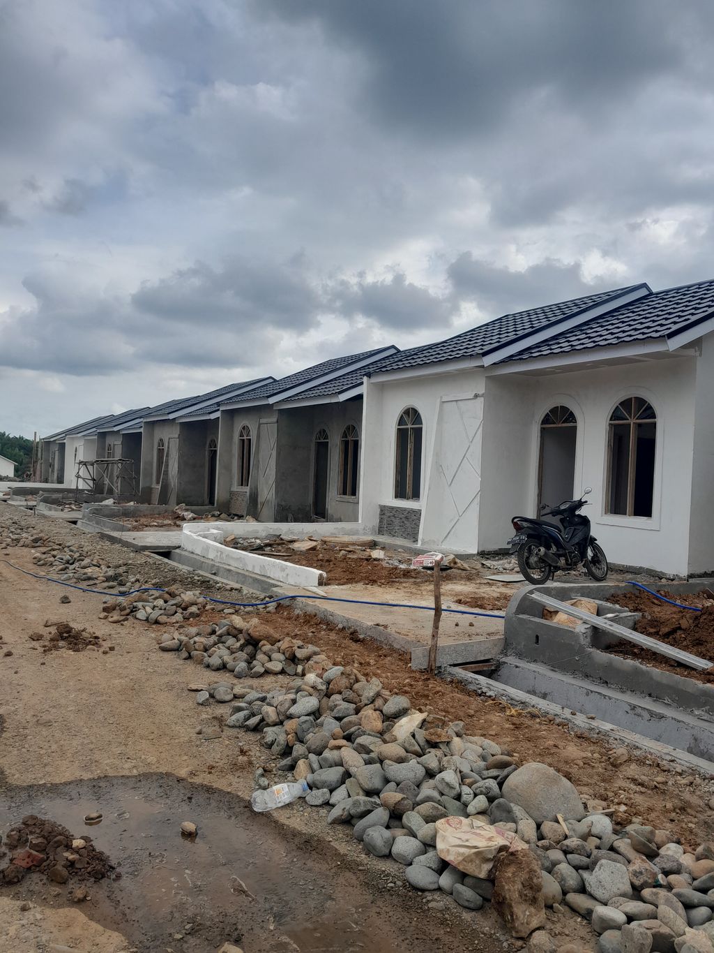 foto posisi tengah perumahan MEDAN JAYA RESIDENCE 3