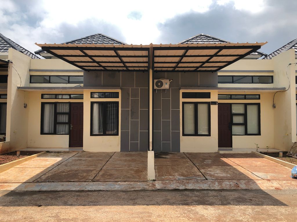 foto tampak rumah tipe CLUSTER PERMATA perumahan GREEN PERMATA CIBUNGUR 2