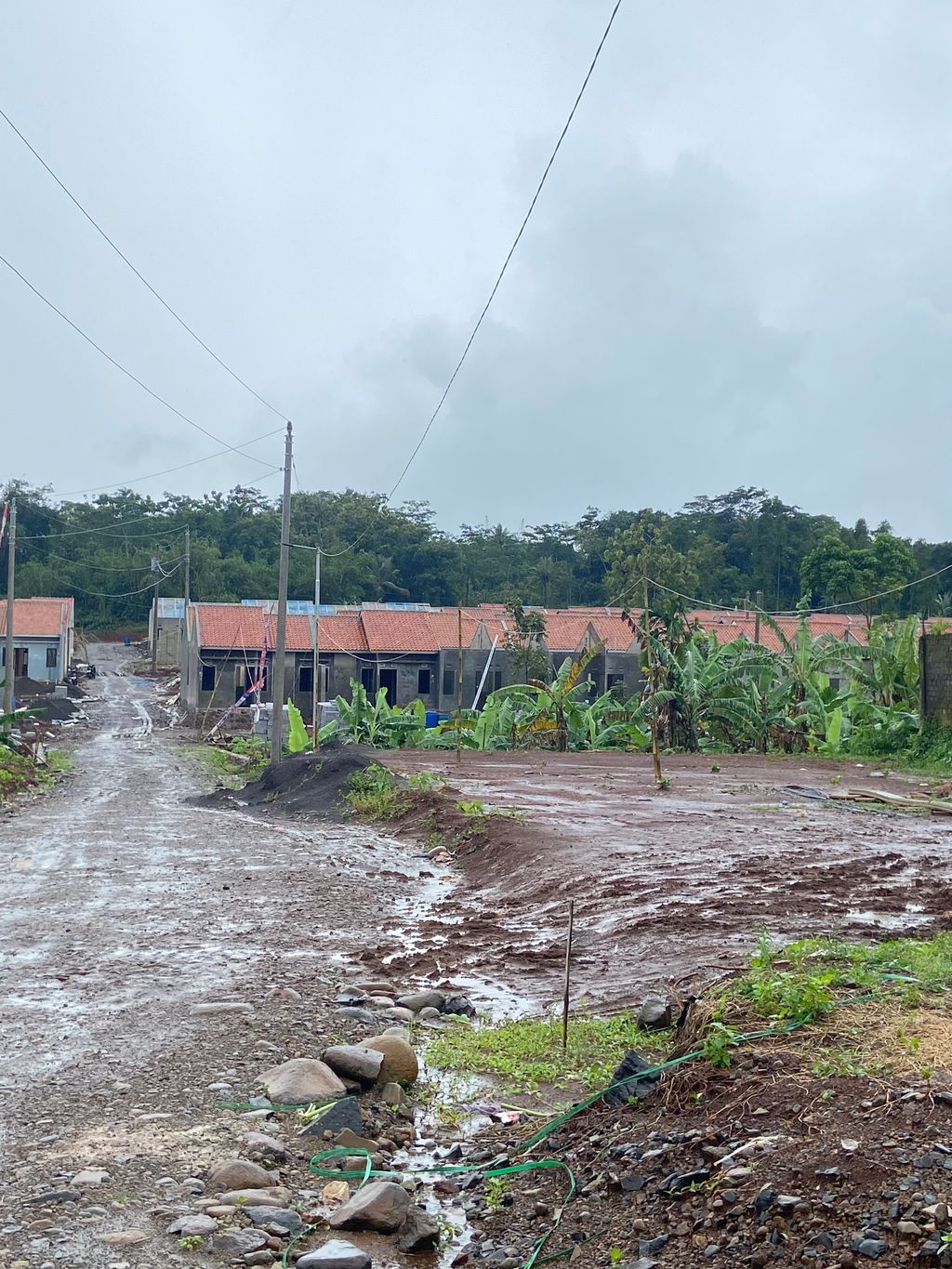 foto gerbang perumahan GRAND ALMAZ