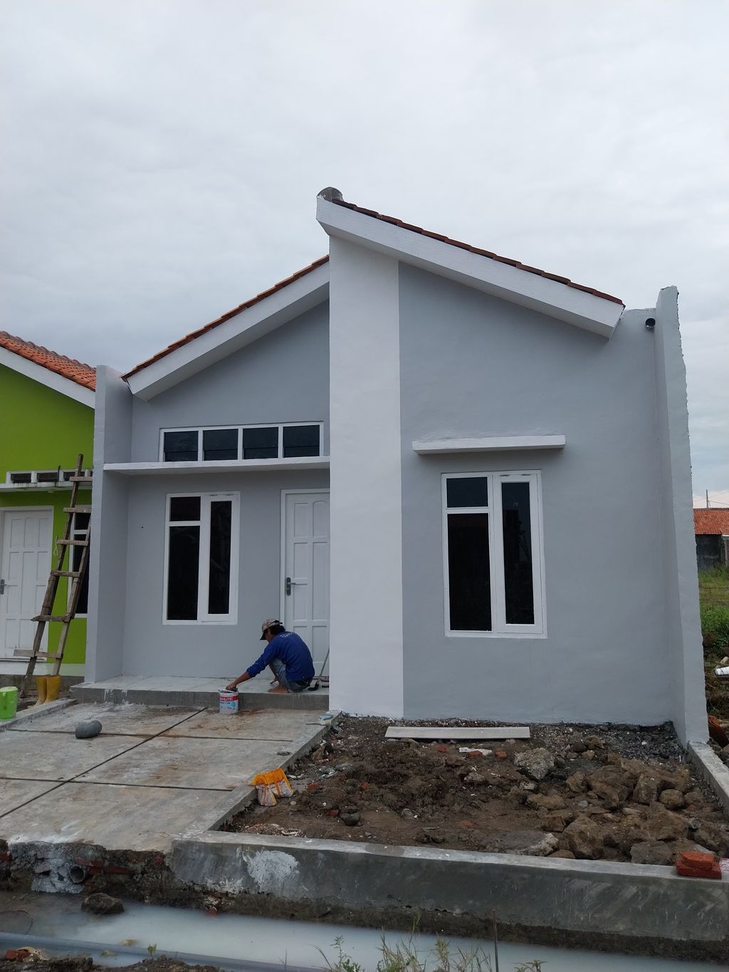 foto tampak rumah tipe Scandinavian Royal Village Karangtengah (Subsidi) perumahan Perumahan Royal Village Karangtengah