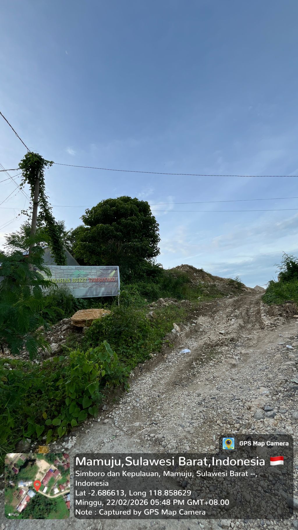 foto gerbang perumahan PERUMAHAN BUKIT TAMBAYAKO