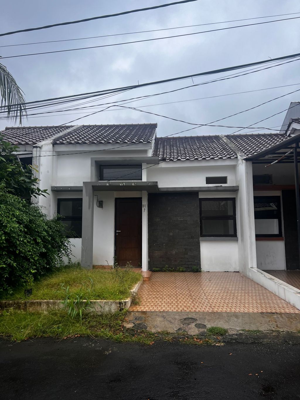 foto tampak rumah tipe 39 perumahan Pesona Sawangan Residence