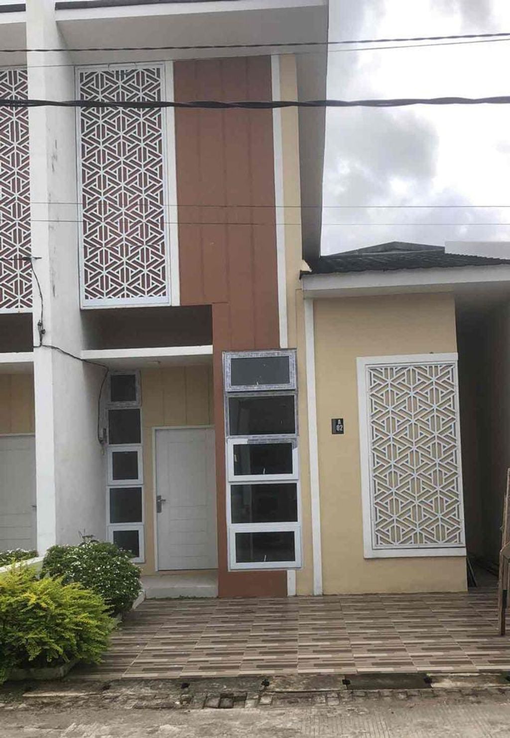 foto tampak rumah tipe Rumah Tinggal 68/105 perumahan Griya Bambu Kuning