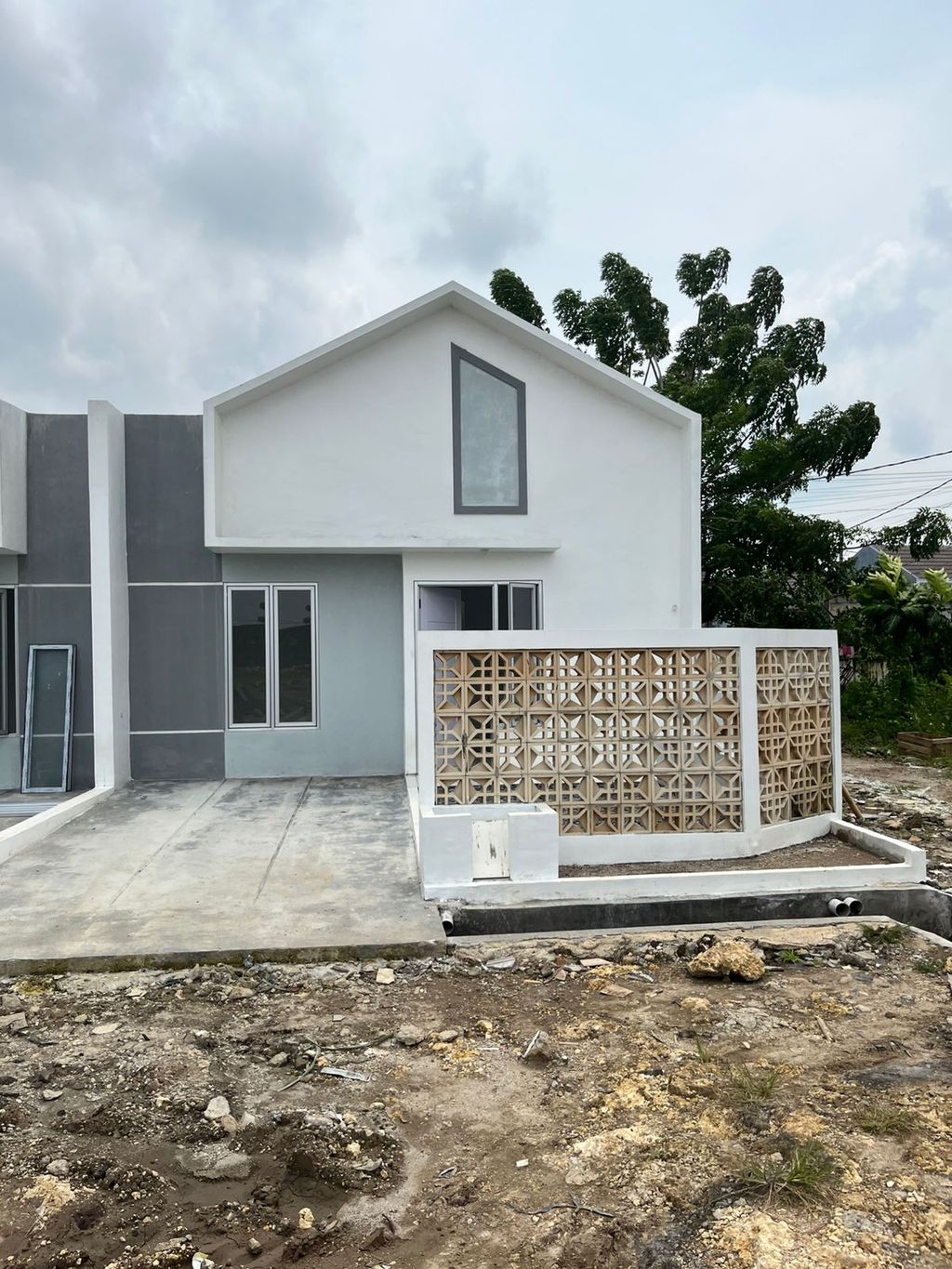 foto contoh rumah perumahan SHAMANDRA GARDENIA 2