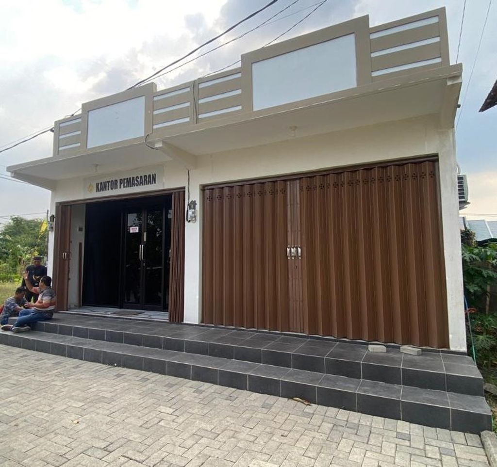 foto tampak rumah tipe RUKO perumahan GRAND WATES TANJUNG