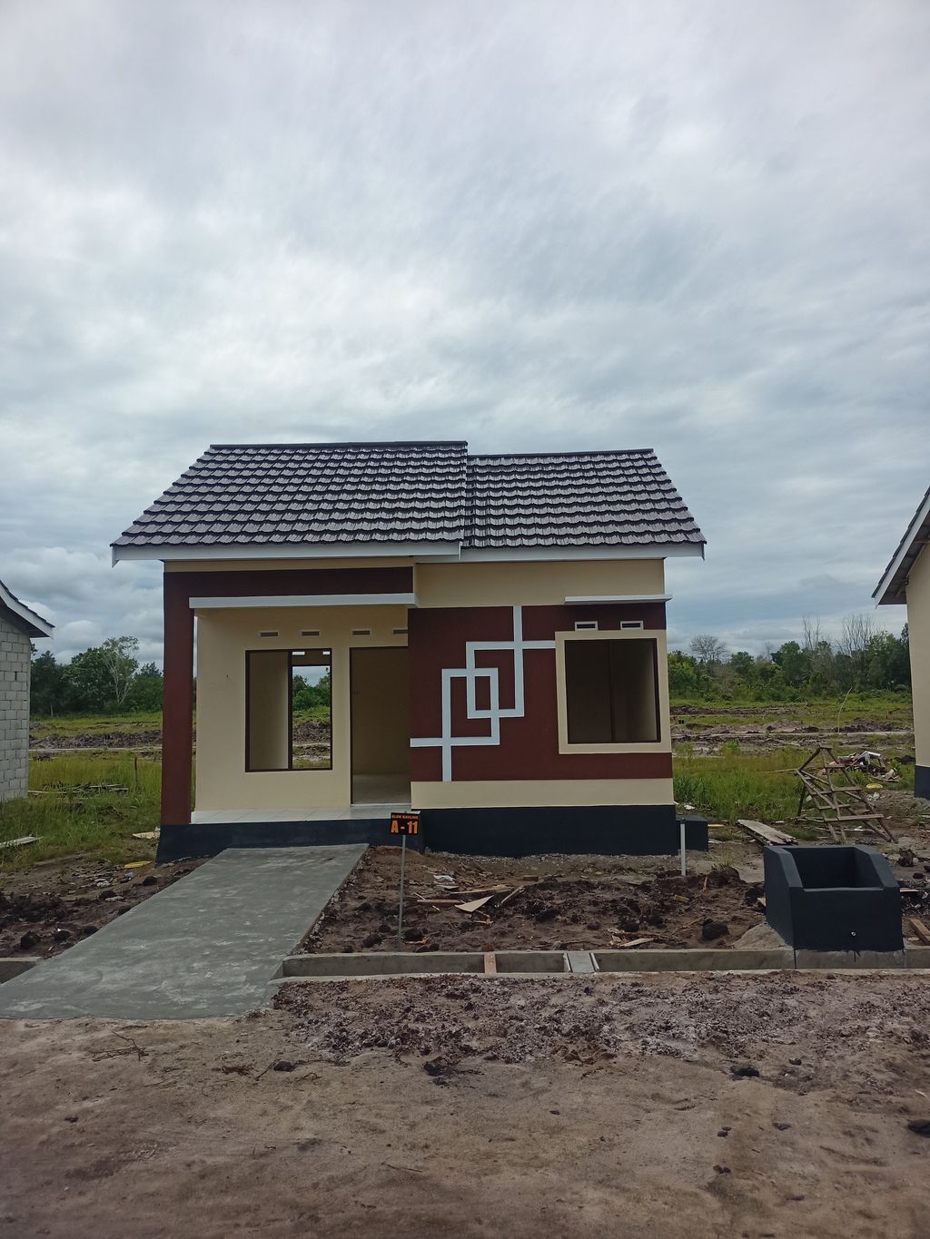 foto tampak rumah tipe 36 perumahan LAYLA RESIDENCE