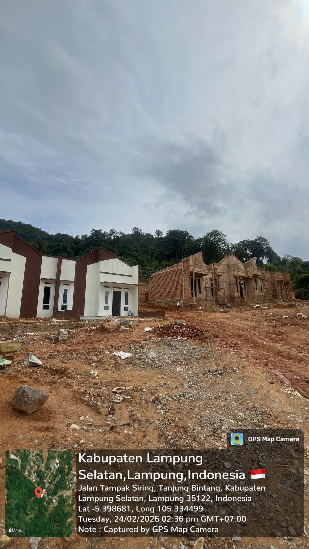 foto posisi tengah perumahan PERUMAHAN GRIYA ELLOK 4