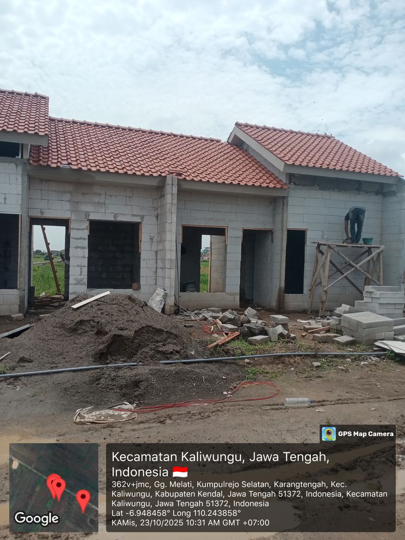 foto posisi tengah perumahan GRIYA RAFADA 5 KALIWUNGU