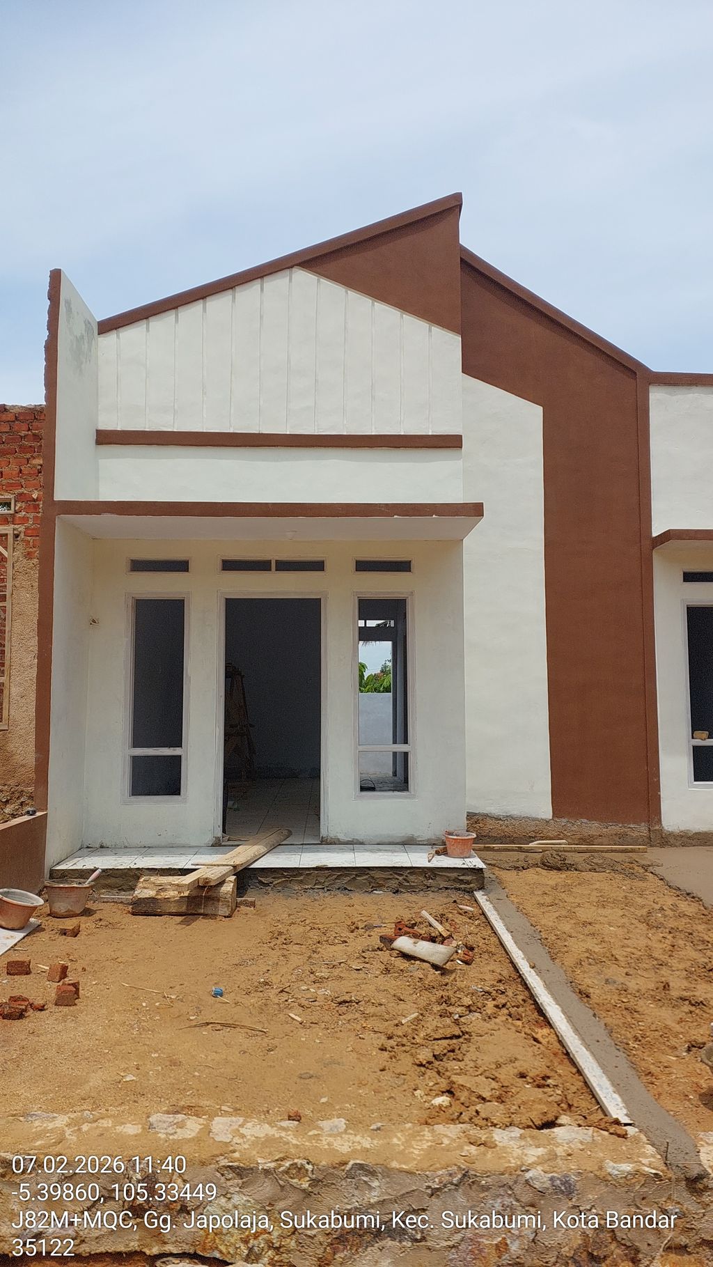 foto tampak rumah tipe 36/72 perumahan PERUMAHAN GRIYA ELLOK 4