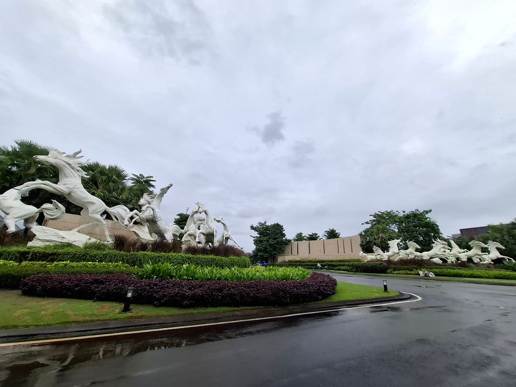 foto gerbang perumahan PERUMAHAN CITRALAND TALLASA CITY