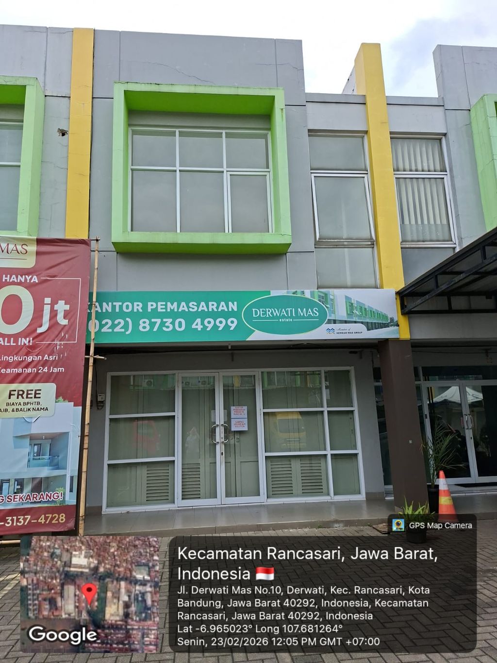 foto tampak rumah tipe 101/118 R10 perumahan DERWATI MAS