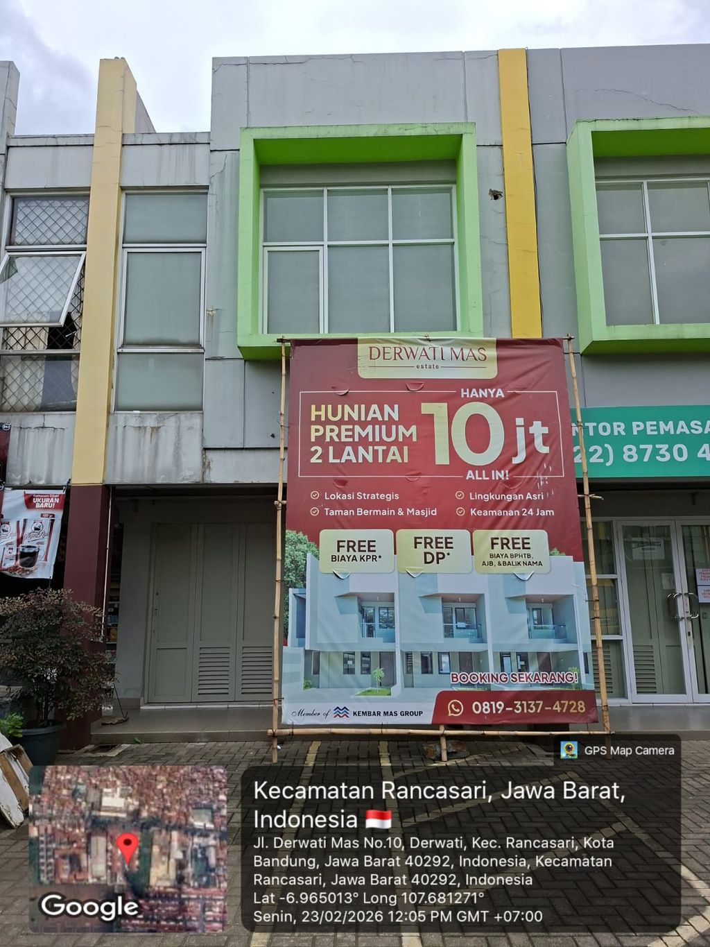 foto tampak rumah tipe 101/118 R8 perumahan DERWATI MAS