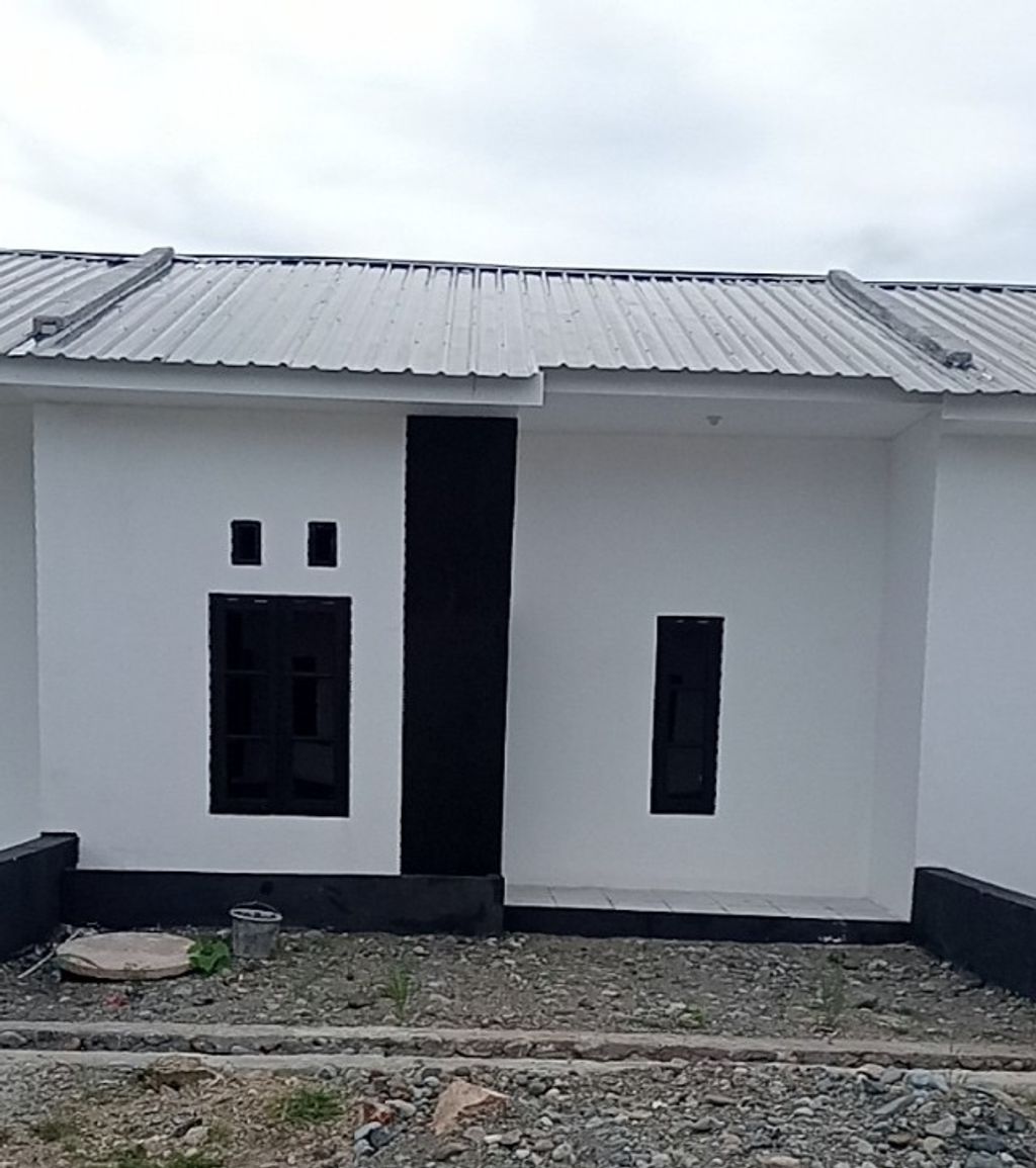 foto contoh rumah perumahan ARRAYAN RESIDENCE