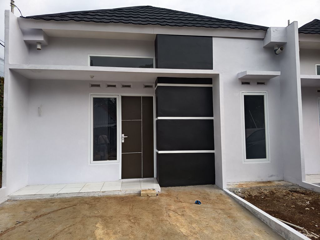 foto tampak rumah tipe 27 perumahan MAHARANI BOJA CITY