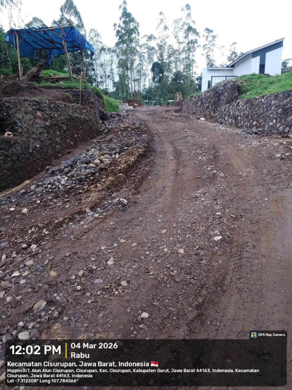 foto gerbang perumahan TAMAN BUKIT PAPANDAYAN