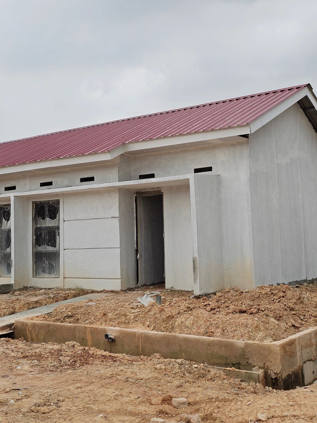 foto contoh rumah perumahan RHABAYU GREEN 2