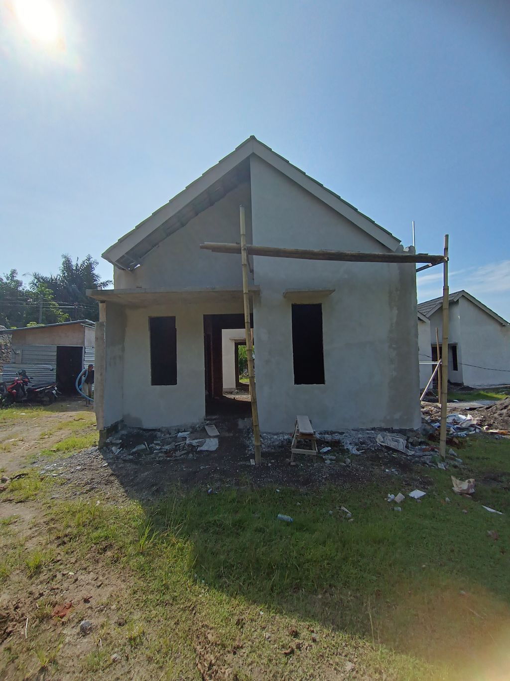 foto contoh rumah perumahan Lilir Asri