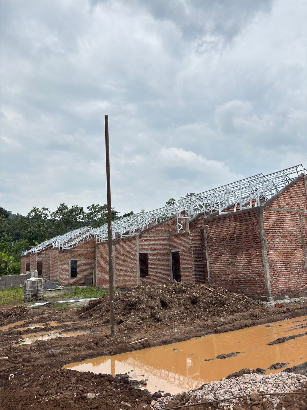 foto posisi tengah perumahan GRAHA PESONA LAWANG TAHAP 2