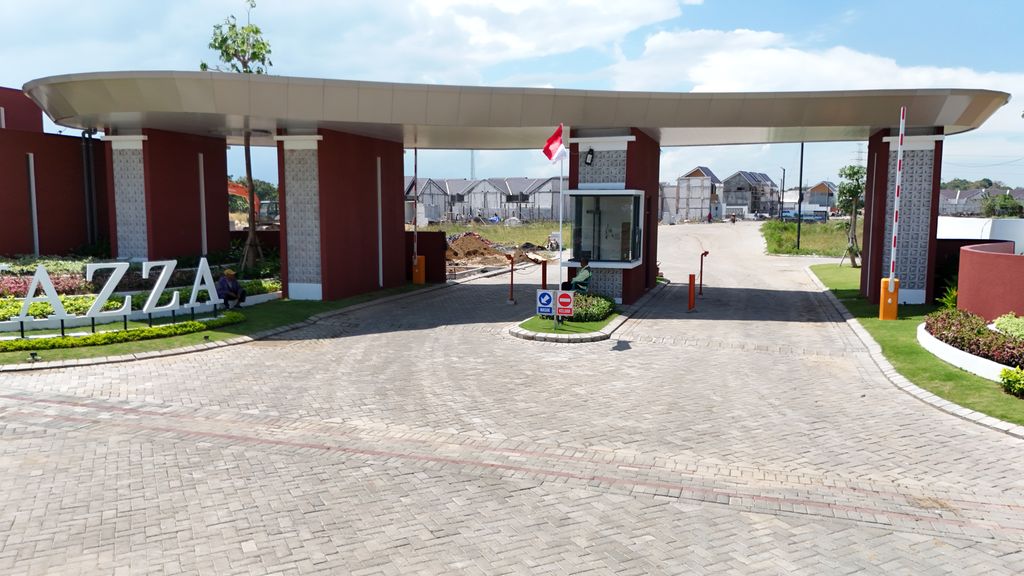 foto gerbang perumahan PERMATA LOKAVAZZA - AKANDRA