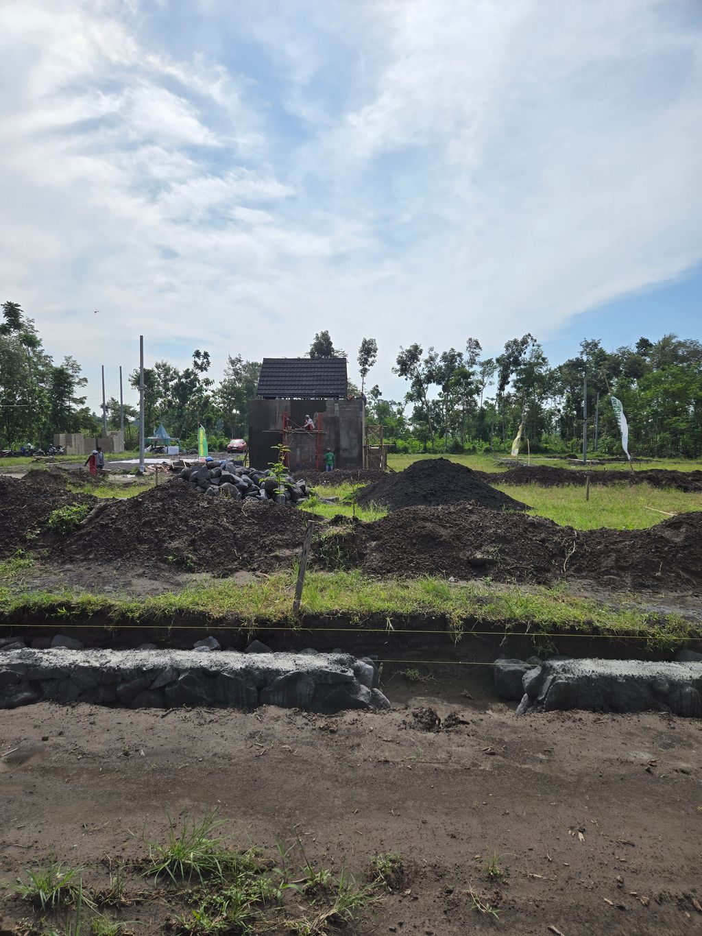 foto posisi tengah perumahan PESONA PERSADA GRATI