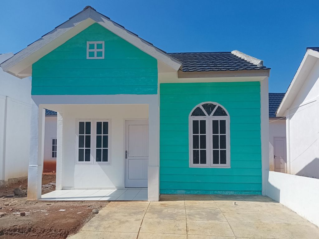 foto contoh rumah perumahan RESTU IBU REGENCY