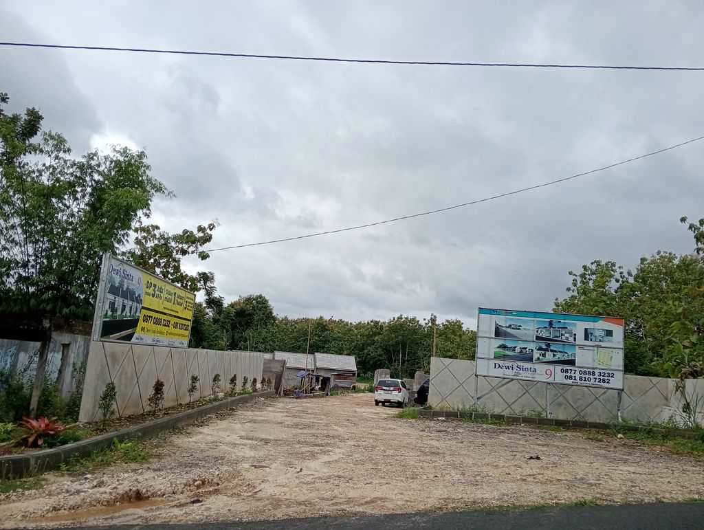 foto gerbang perumahan DEWI SINTA RESIDENCE 9