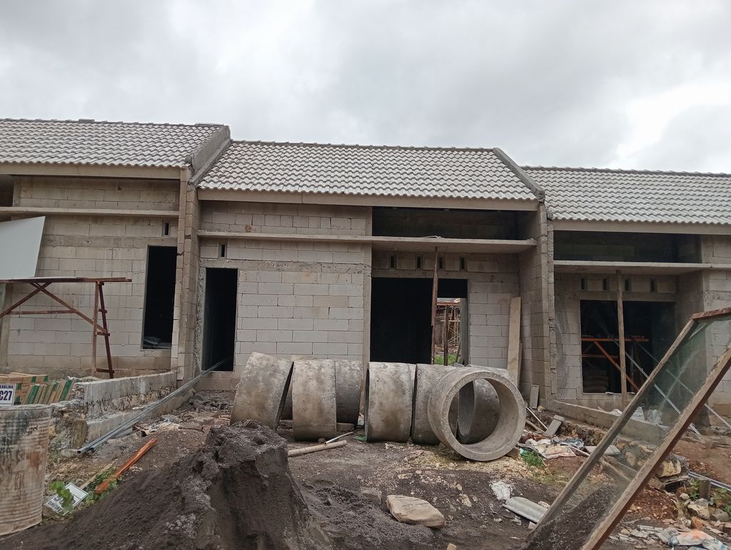 foto contoh rumah perumahan DEWI SINTA RESIDENCE 9