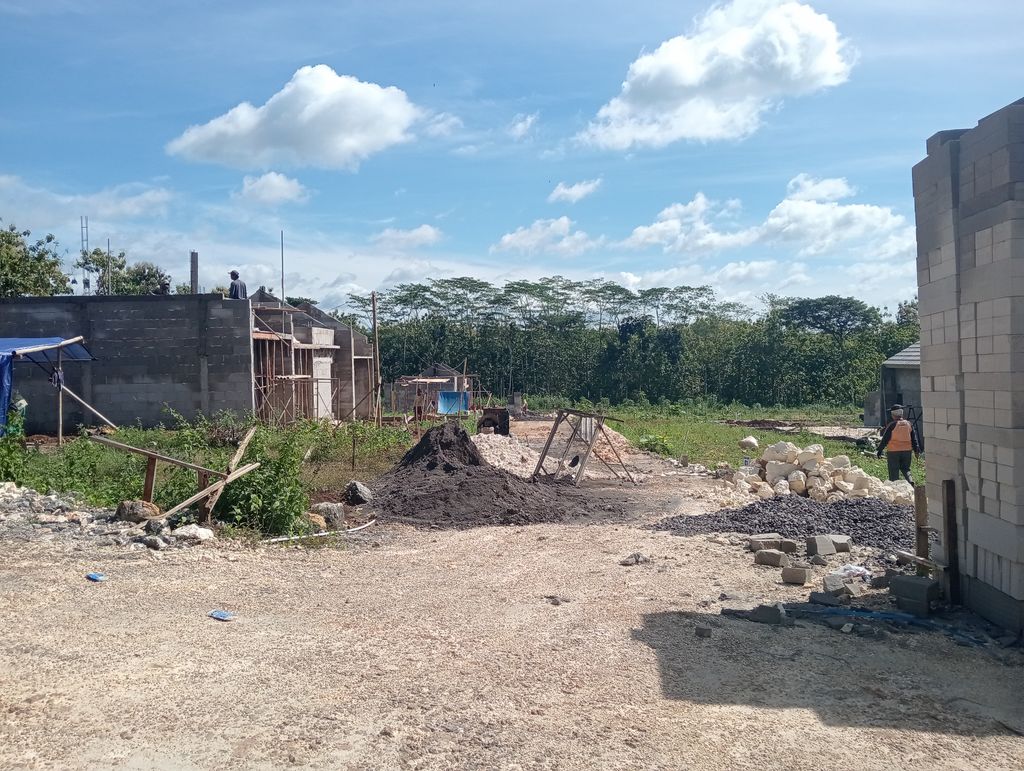 foto posisi tengah perumahan DEWI SINTA RESIDENCE 9