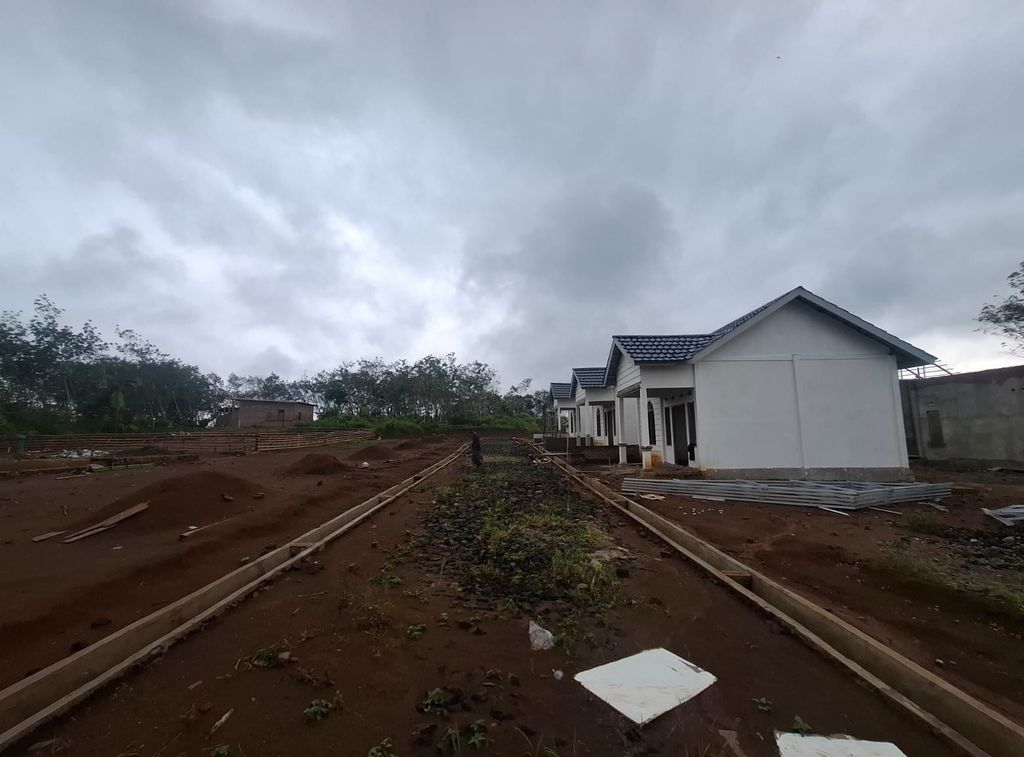 foto posisi tengah perumahan RESTU IBU REGENCY