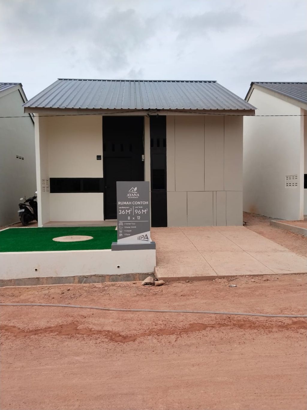 foto tampak rumah tipe 36/104 perumahan AYANA RESIDENCE