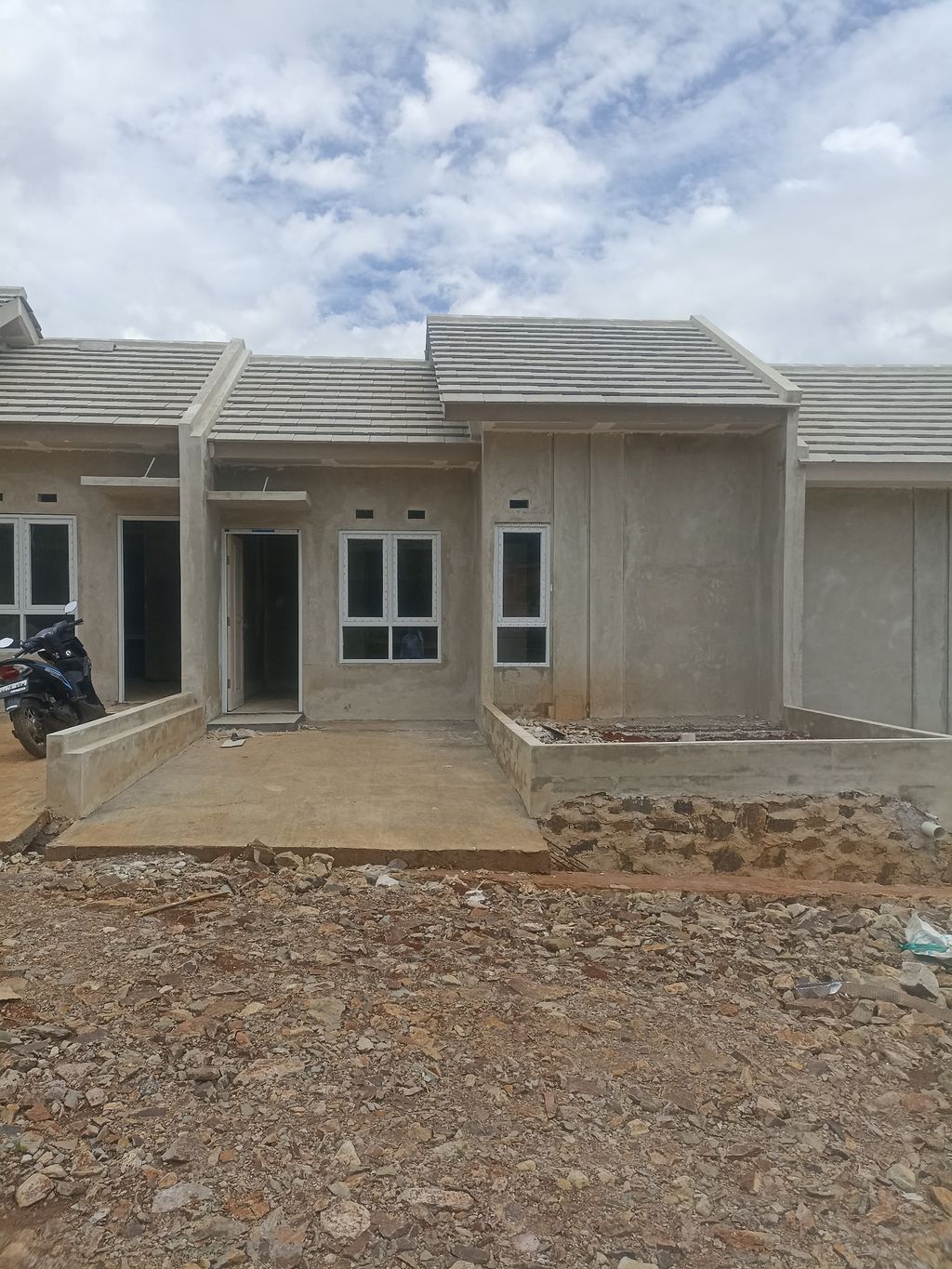 foto contoh rumah perumahan Garden View Cicalengka