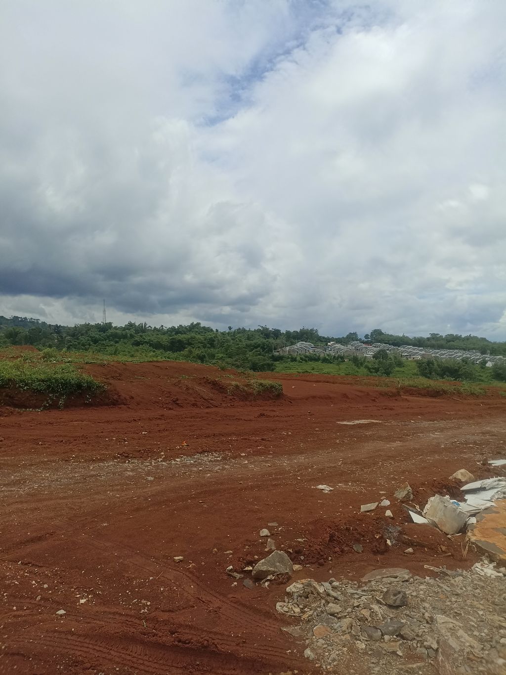 foto posisi tengah perumahan Garden View Cicalengka