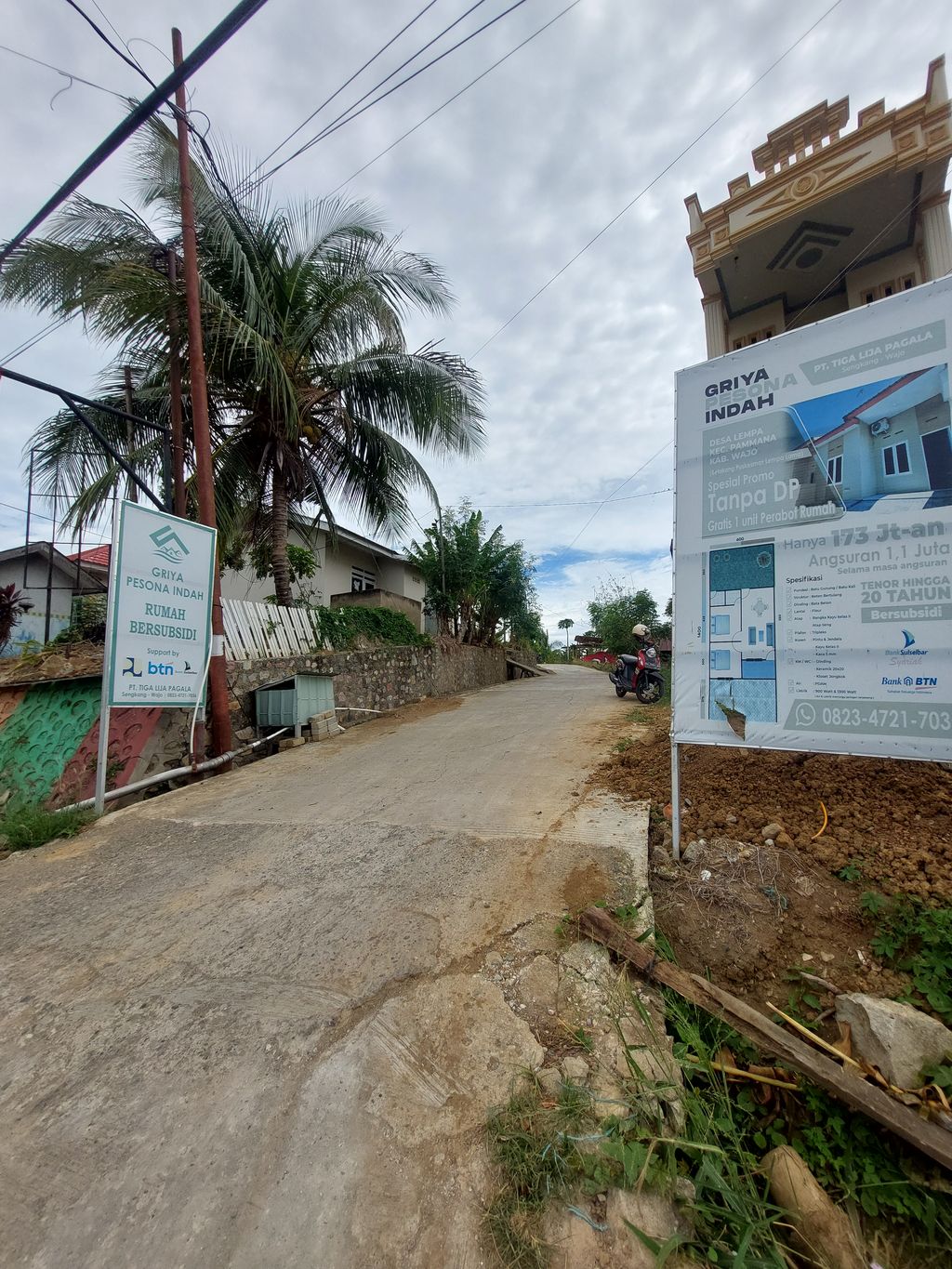 foto gerbang perumahan GRIYA PESONA INDAH 2