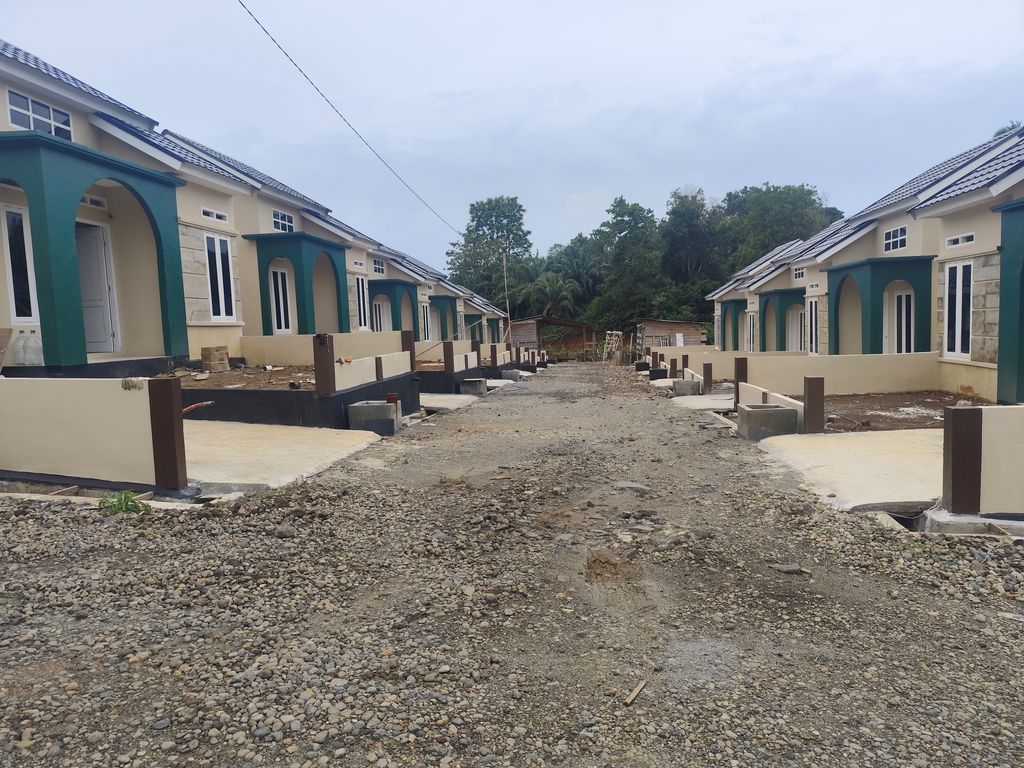 foto posisi tengah perumahan GREEN MILENIA 1