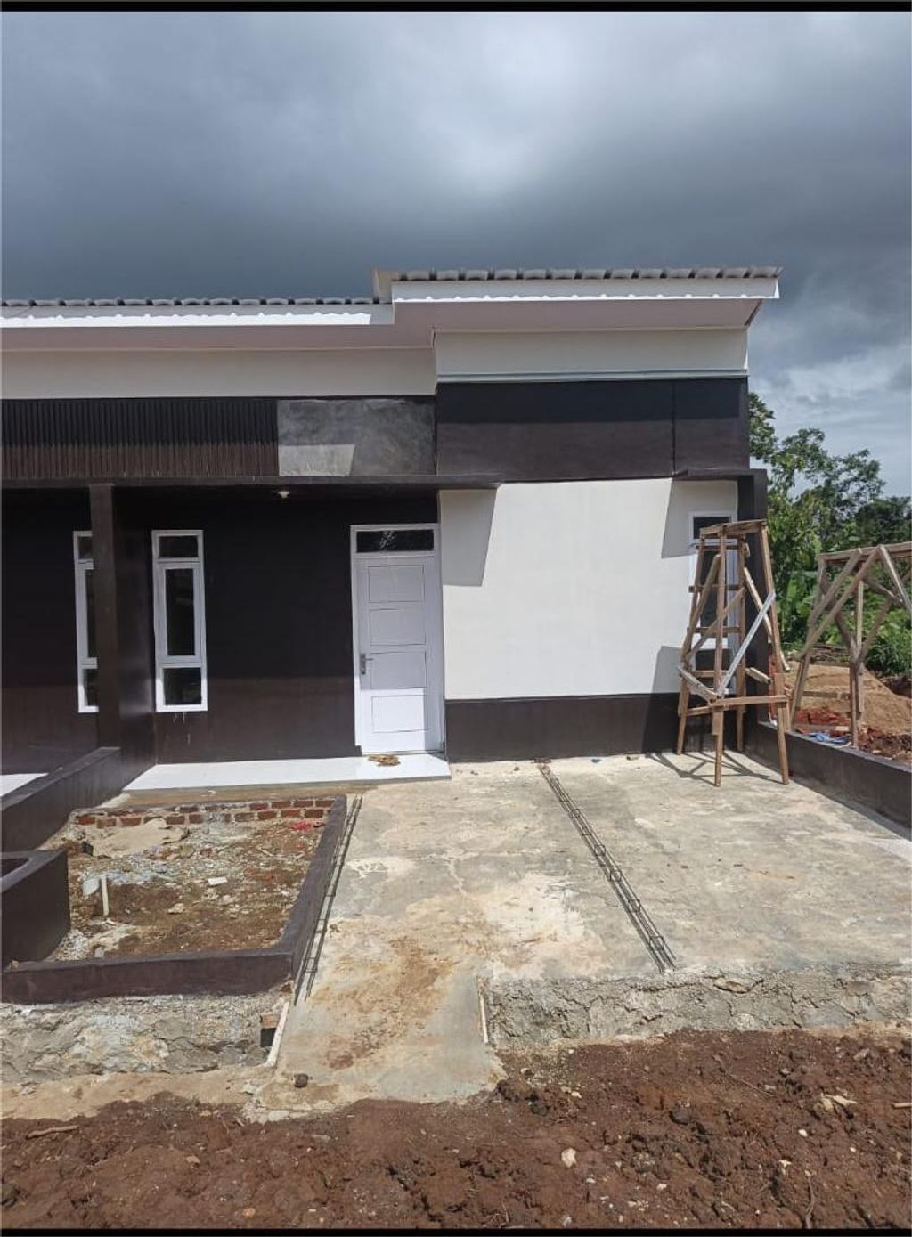 foto tampak rumah tipe 36/72 perumahan ALAMONZA PERMAI 2