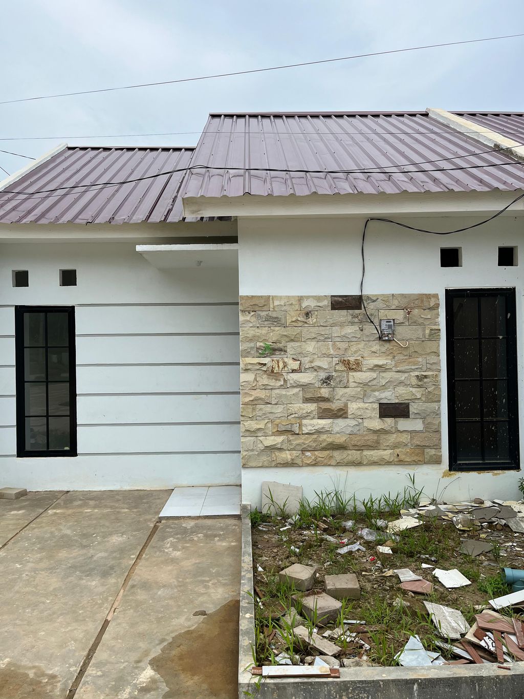 foto tampak rumah tipe 36/108 perumahan Palaran Indah Residence II