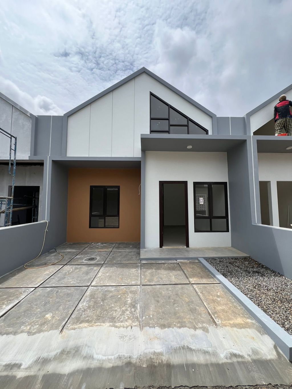 foto tampak rumah tipe STANDART perumahan PERUMAHAN THE VICTORIA RESIDENT