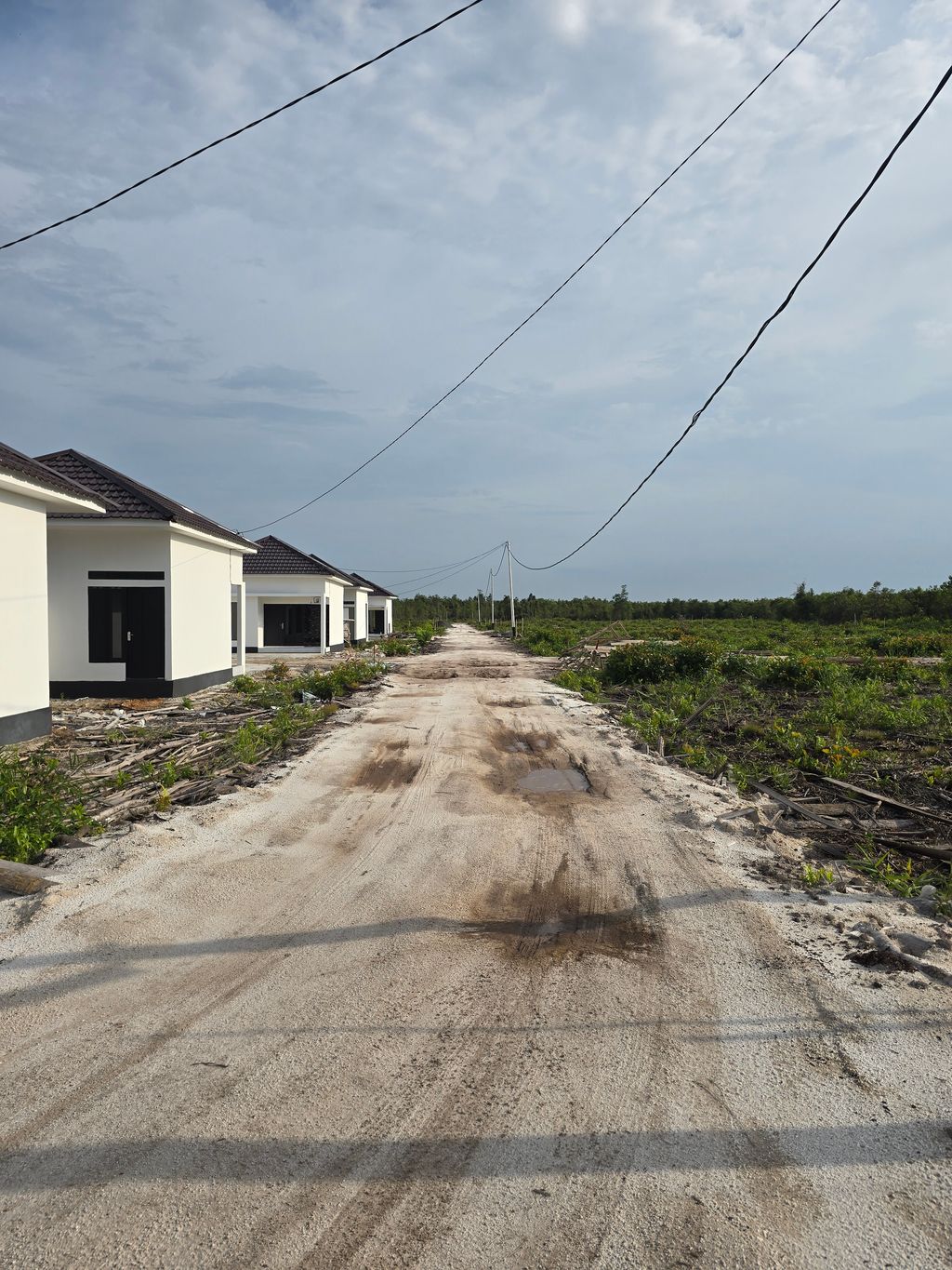 foto posisi tengah perumahan MAHASAKTI RESIDENCE tahap 1