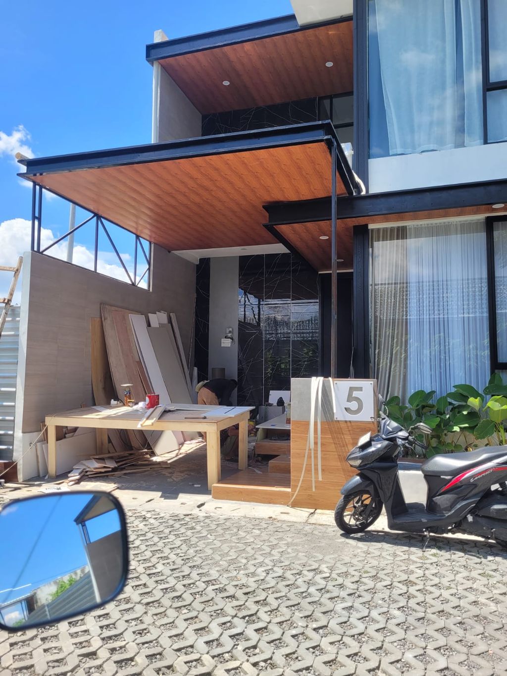 foto tampak rumah tipe Rumah 114 2 Lantai perumahan Nawasena Residence 2