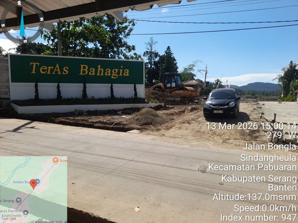 foto gerbang perumahan Teras bahagia