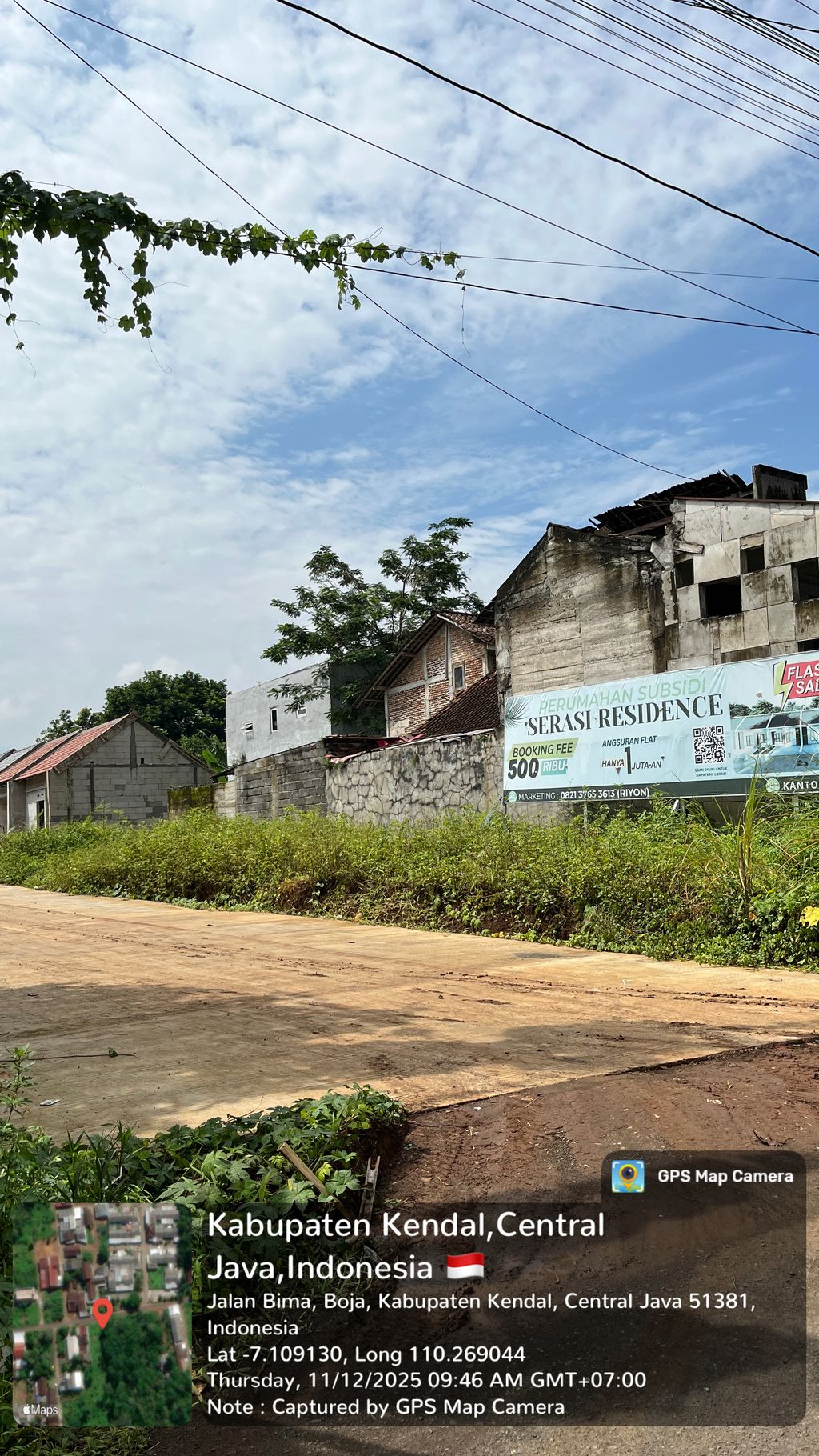 foto gerbang perumahan Serasi Residence