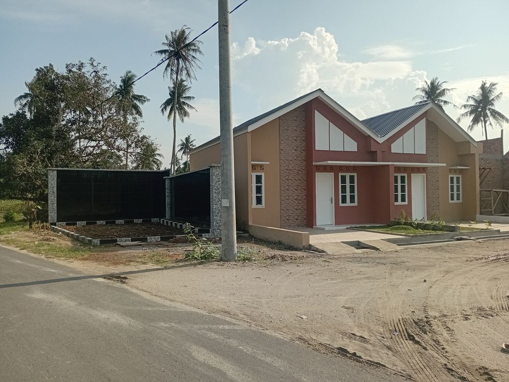 foto gerbang perumahan TAMAN NIRWANA RESIDENCE