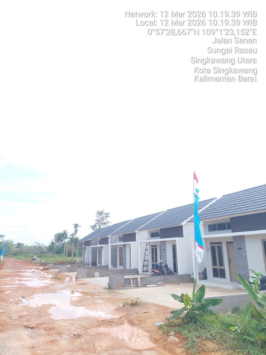 foto posisi tengah perumahan LIVANA HOME