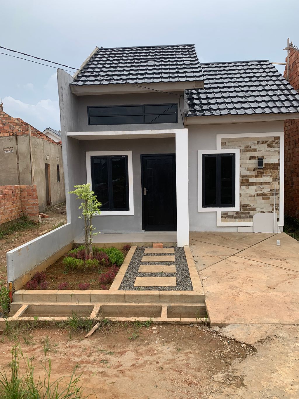 foto tampak rumah tipe 36/84 perumahan GRIYA INDAH PERMAI 6