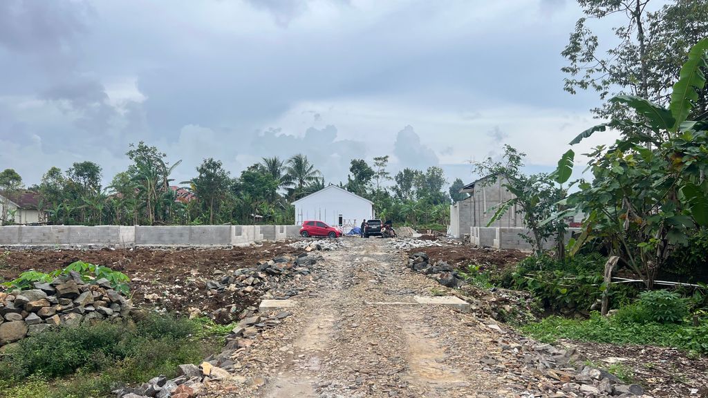 foto posisi tengah perumahan RIKA RESIDENCE 8