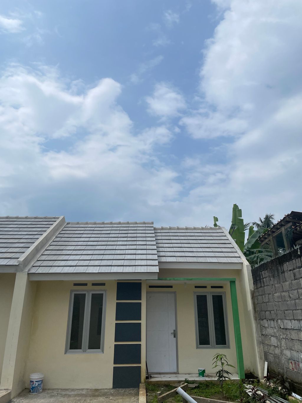 foto contoh rumah perumahan Griya Pesona 2